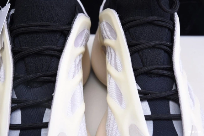 FW4980 700 Adidas Azael Boost V3 Yeezy 0926